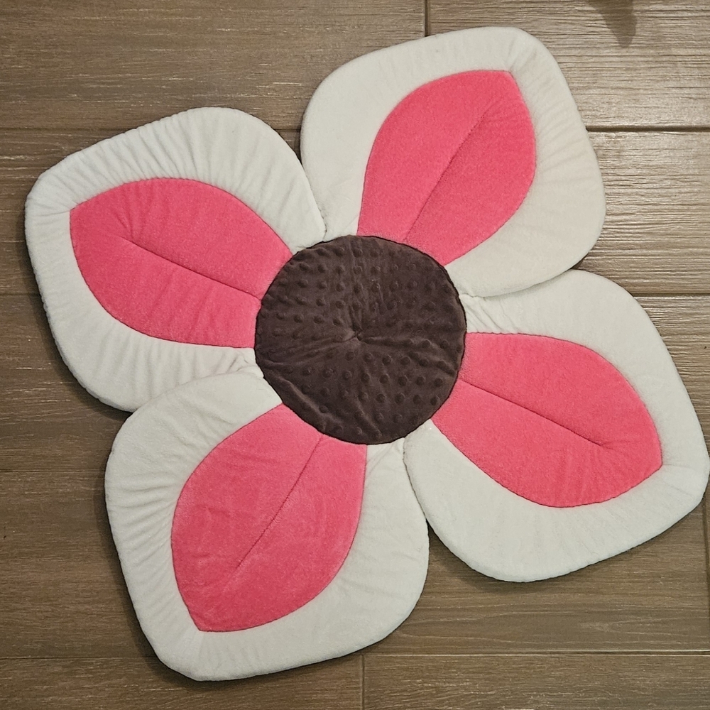 Pink and White Blooming Bath